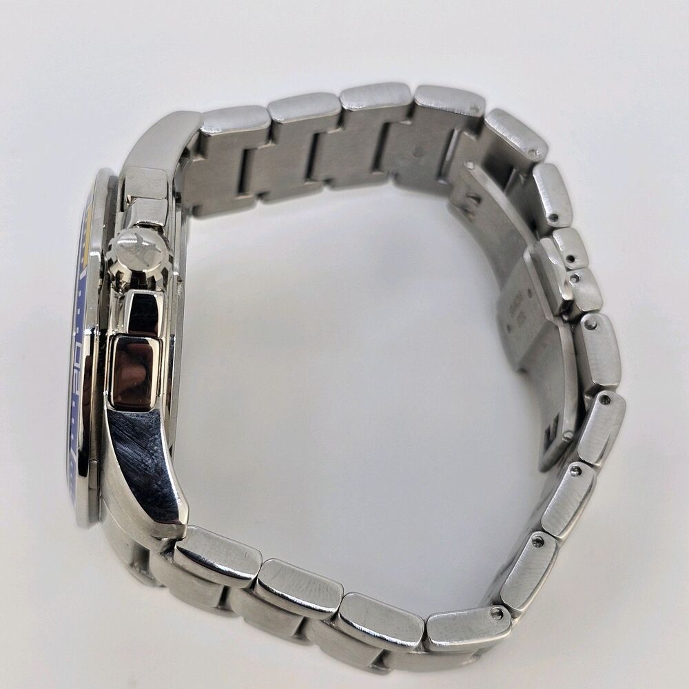 Millage Men's Watch 44MM Blue Dial Gray Bracelet Band 6.5"‎ Wrist New Battery - Picture 11 of 13
